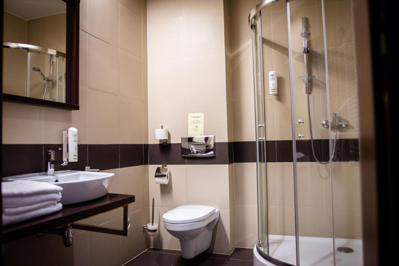 Hotel Nowy Dwor Elizy Blisko Sky Bridge Dlugopole-Zdroj Bagian luar foto