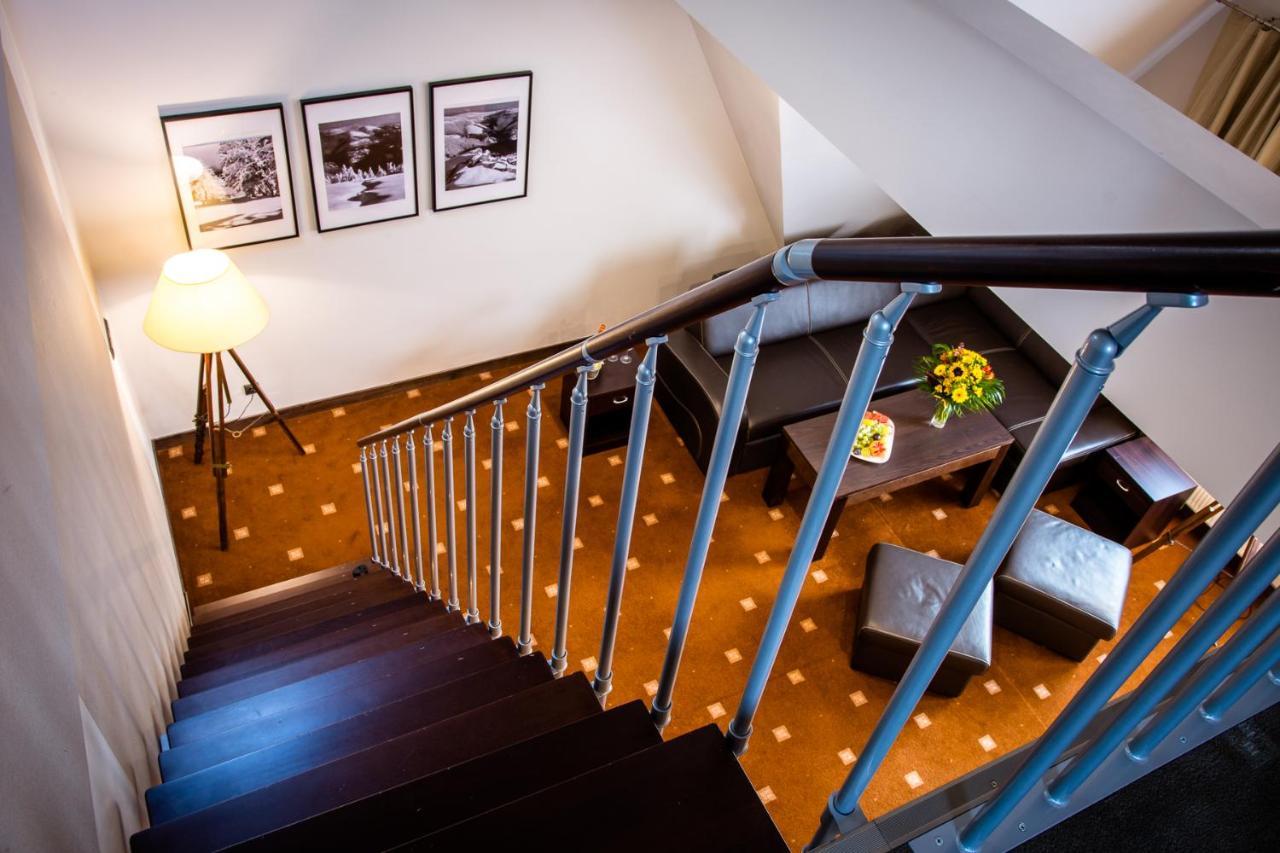 Hotel Nowy Dwor Elizy Blisko Sky Bridge Dlugopole-Zdroj Bagian luar foto